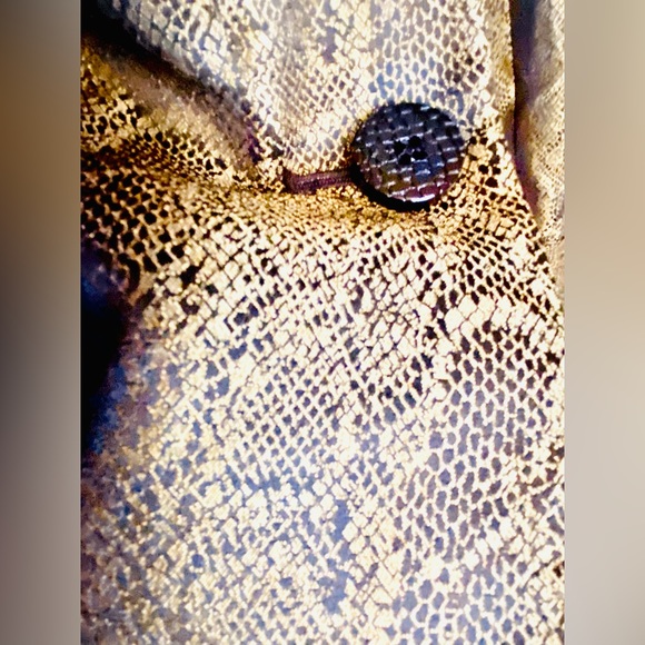 Le Suit size 12 Golden Bronze and Black, Snake Skin print skirt suit. - Picture 4 of 6